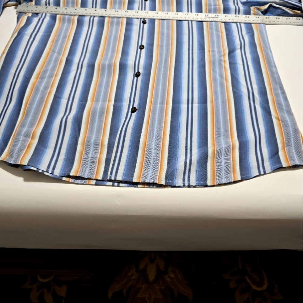 Tommy Bahama 100% silk shirt
